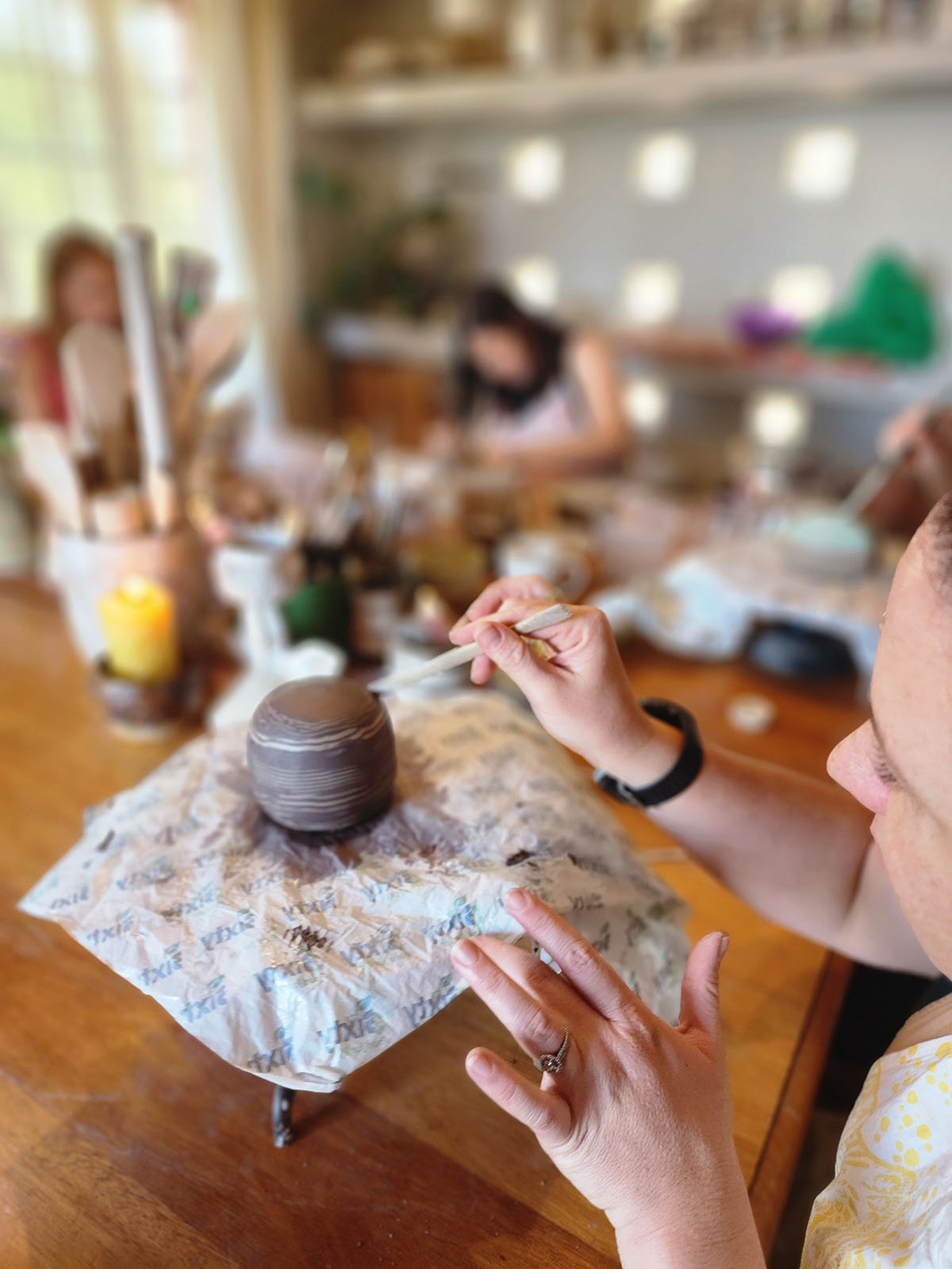 Pebble vases workshop - 14 November - Image 5